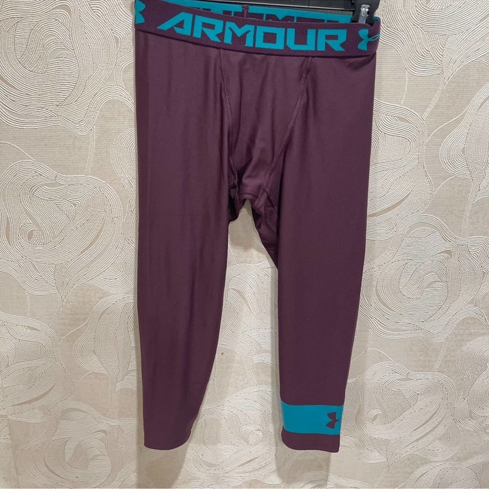 0357 NEW Under Armour Leggings Kinetic Purple Three-Quarter Leggings - Picture 5 of 12